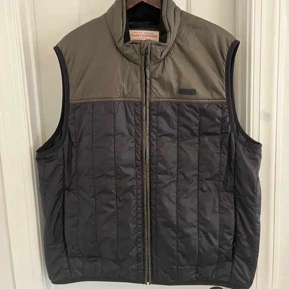 Filson Insulated Vest‎ Black Olive