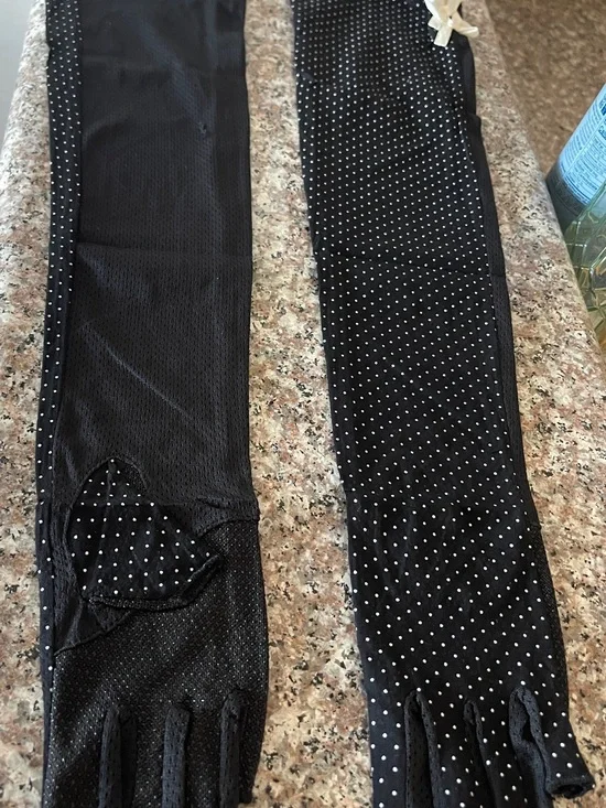 Black Polka Dot Evening Gloves