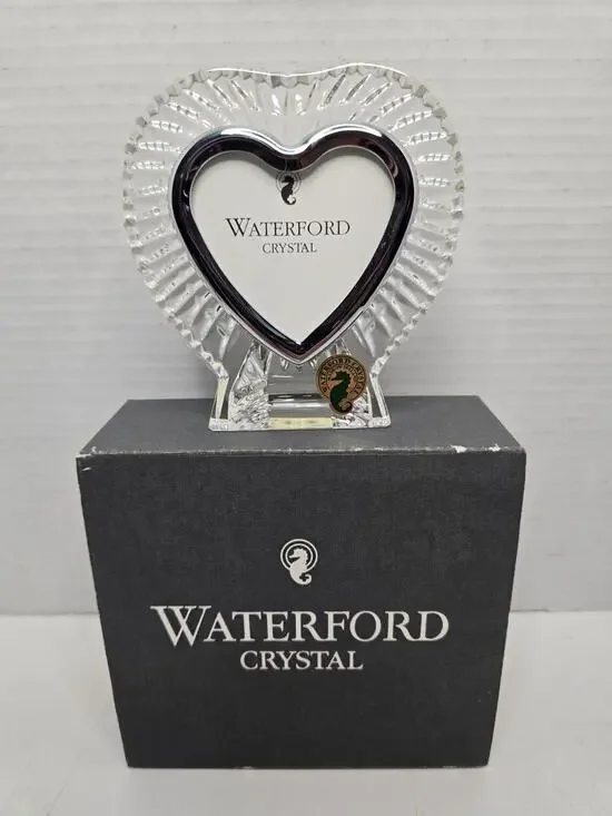 Waterford Crystal Heart Shape Fitted Photo Frame 2