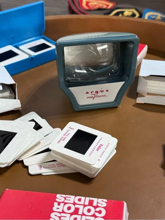 Vintage Argus PreViewer For Color Slides  With over 100 vintage 35mm slides 1990