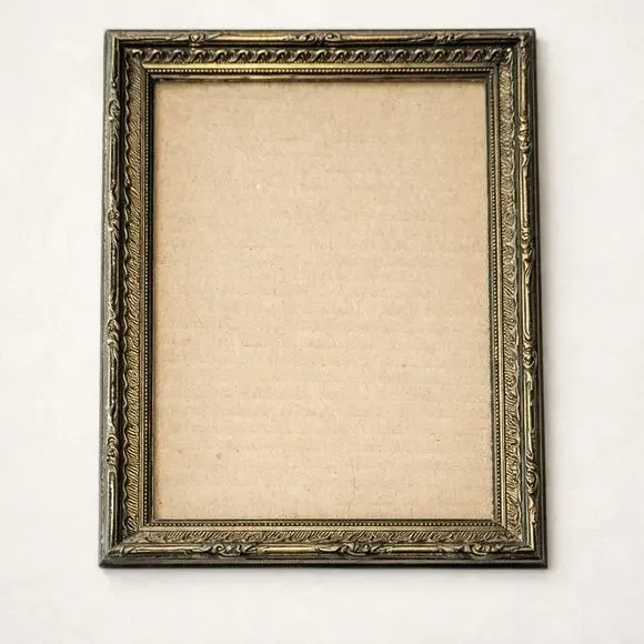 Vintage Wood‑Look Brown Gold Ornate Frame 6x8 Inch Home Decor Display