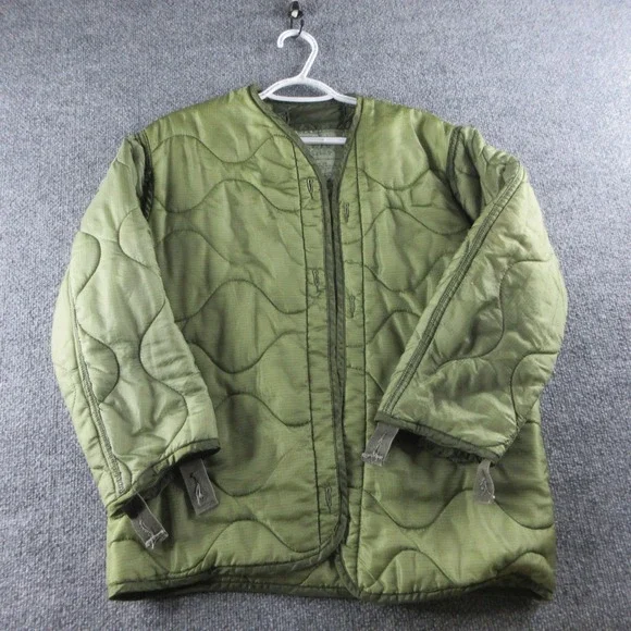 U.S. Military Jacket Mens XS Green Quilted Nylon Liner Field Cold Weather
