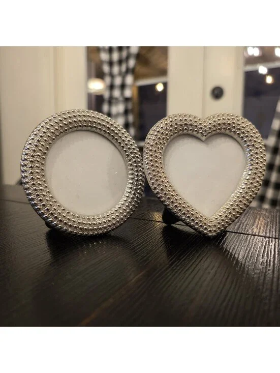 Set Of 2 Silver Tone Beaded Texture Mini Picture Frames Heart And Circle EUC