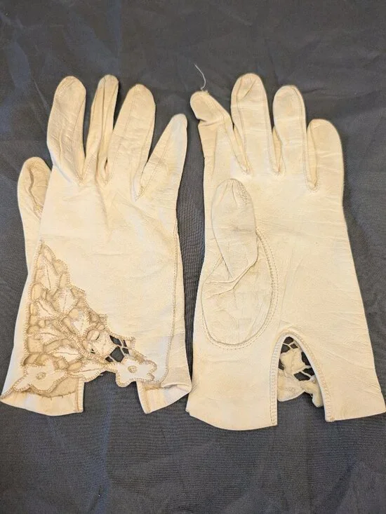 Vintage Kid-Leather Wrist Gloves