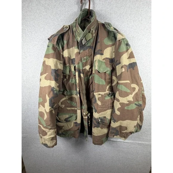 Vintage US Army Jacket Mens Large Woodland Camo Cold Weather Field Military 80s