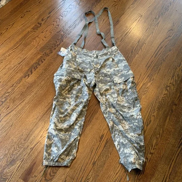 Military Pants Camo L Reg Soft Shell Cold Weather Trousers Gen III Level 5 ECWCS