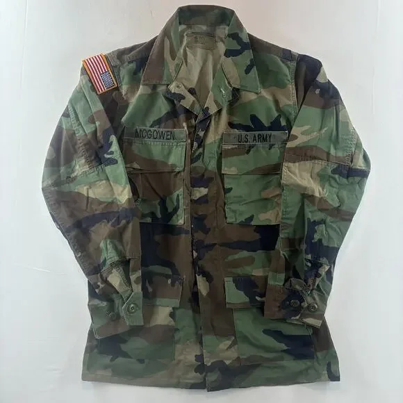 Lot Of 2US Army Woodland BDU Camo Combat Shirt Jacket Patches ~ Sz Small Regular