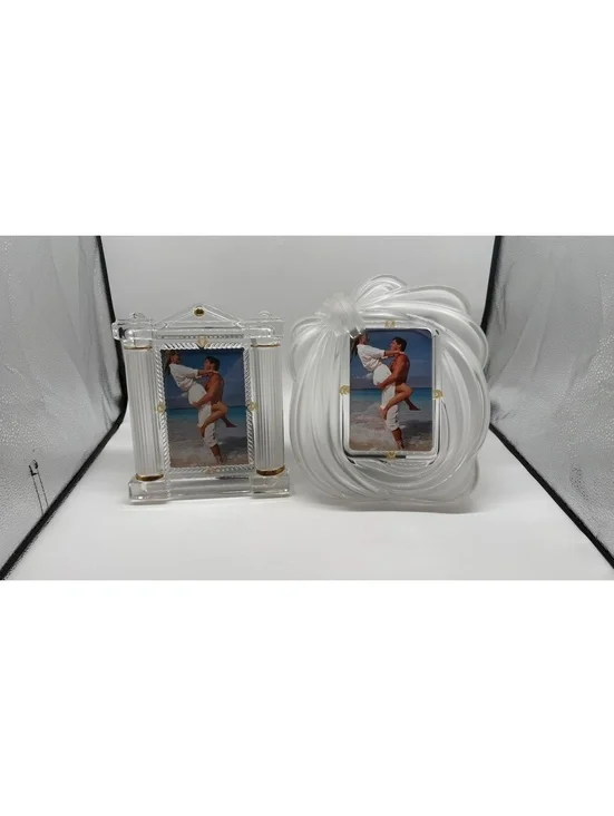 Set of 2 Glass 4x6 Photo Frames Clear White Gold Tabletop Vintage