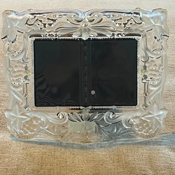 Mikasa‎ Vintage Memories Duet Crystal Picture Frame Germany Frosted 11.5
