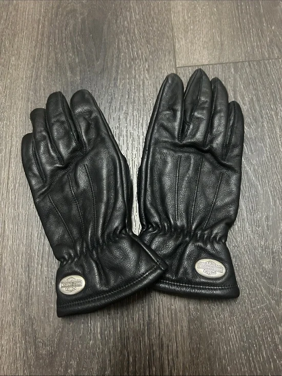Harley-Davidson Black Leather Womens Riding Gloves with Metal Logo