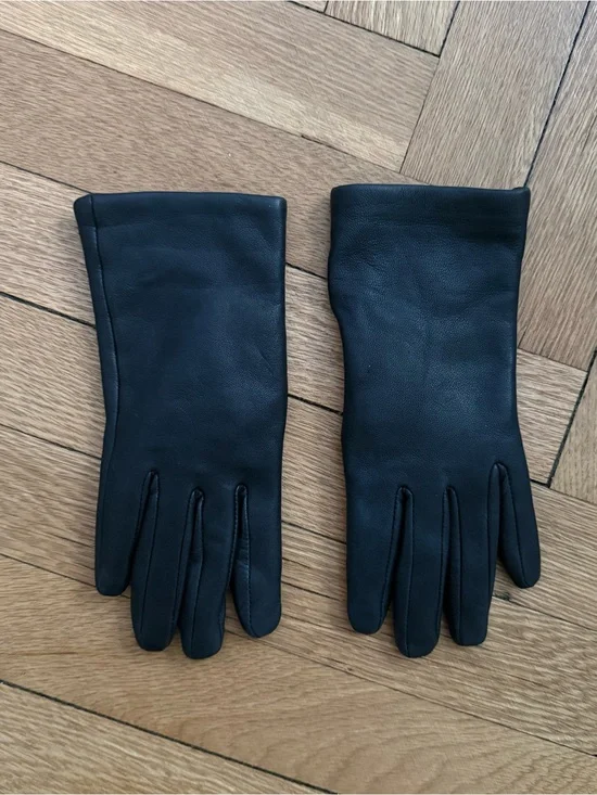 Quince Leather Gloves Black