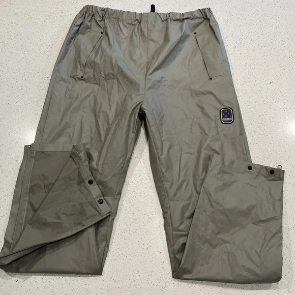 Eddie Bauer Waterproof Pants Mens L Beige Rain Over PVC Elastic Hunting Fishing