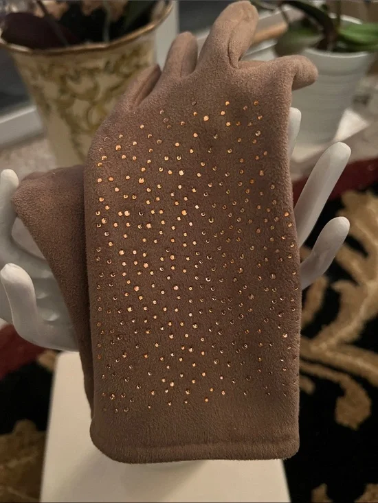 Arianna by Howard’s Brown Gloves with Copper Tone Crystal Embellishments OS