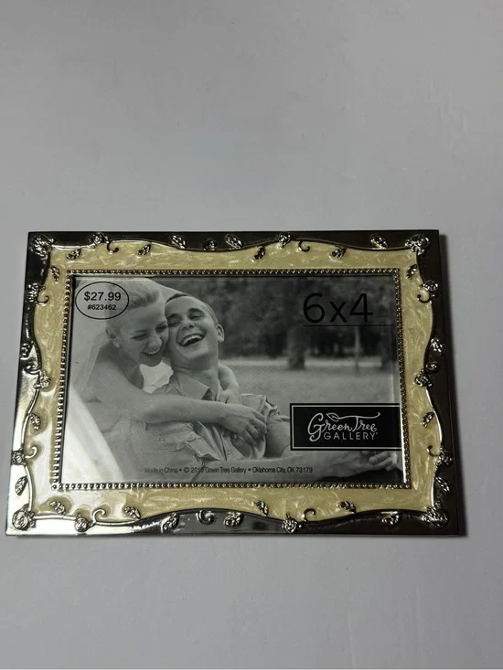 NWOT Green Tree Gallery 6x4 Wedding Photo Frame - Flat Back for Easels