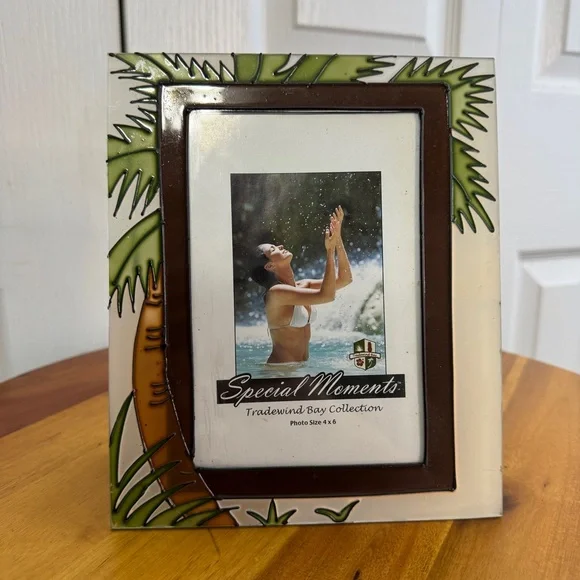 Tradewind Bay Collection Palm‎ tree Stainglass picture frame