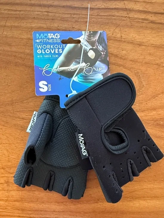 Motag Fitness Workout Gloves NWT Small Black Padded Grip Weight Lifting