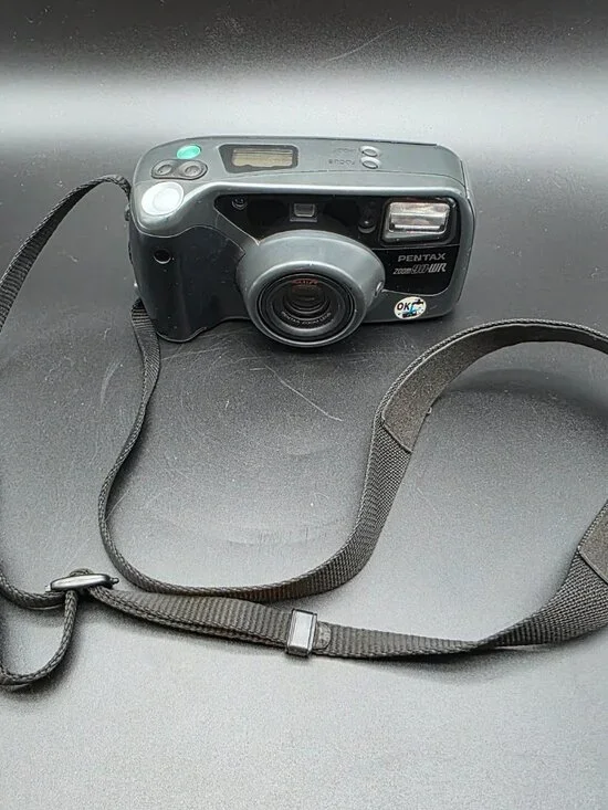 Pentax Zoom 90-WR 35mm Point  Shoot Film Camera w/ Multi-AF Remote Control works