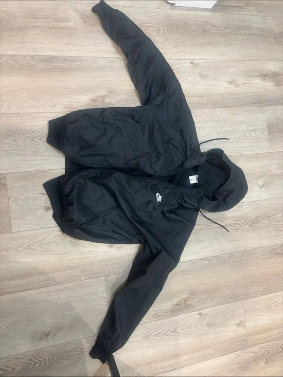 Nike Black Men's Hooded Windbreaker Jacket