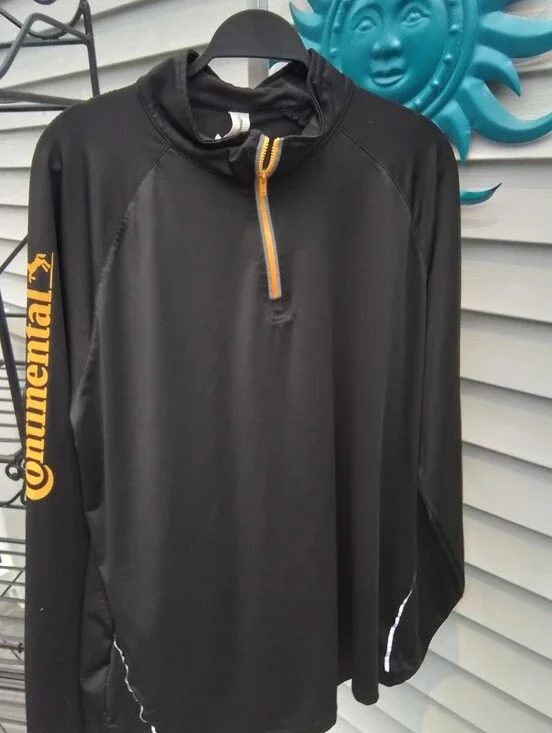 Men's Black Long-Sleeve Light Weight Jacket Top with Yellow Zip