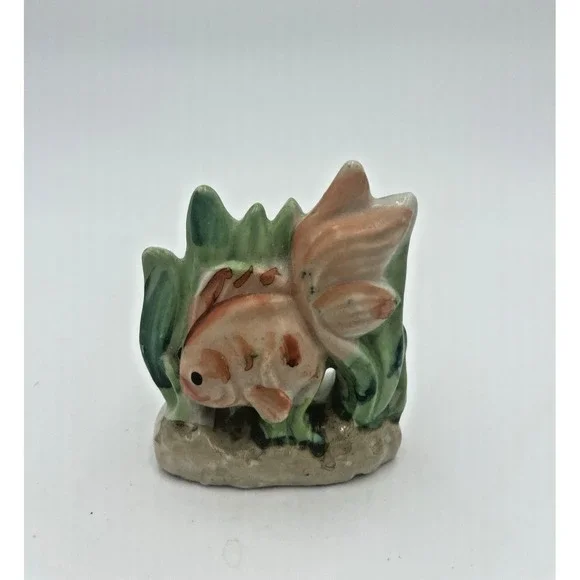 Vtg Aquarium‎ Fishbowl Ceramic  Japanese Fish Figurine Bubbler 3x3