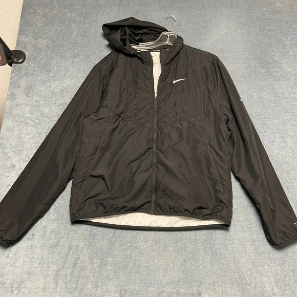 Nike Running Jacket Mens Large Black Hooded Long Sleeve Full Zip Therma Fit