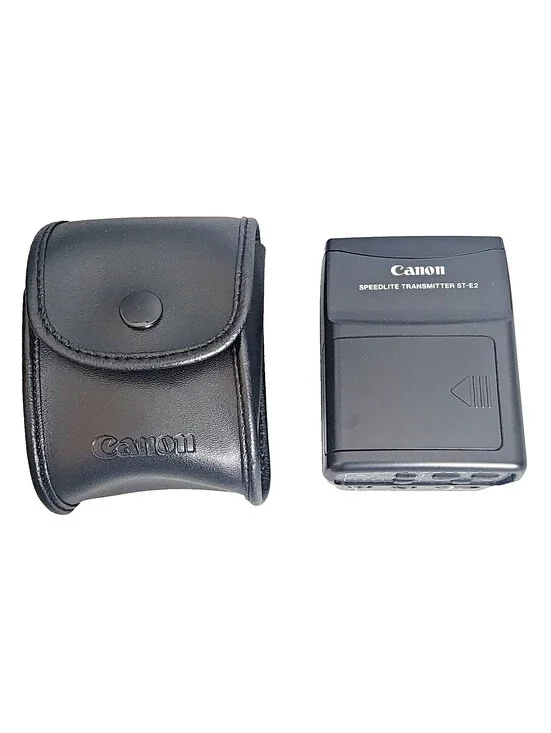Canon ST-E2 Speedlite Transmitter Camera Accessories Hot Shoe Mount Black New