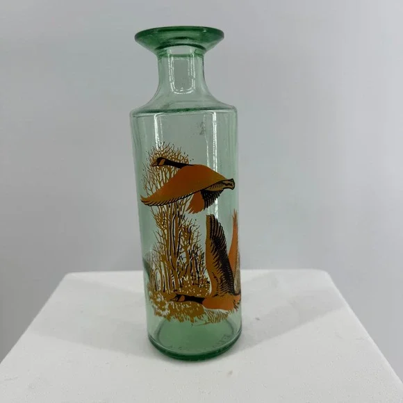 Old Fitzgerald Decanter Kentucky Bourbon Whiskey Wildlife Series Geese No‎ Lid