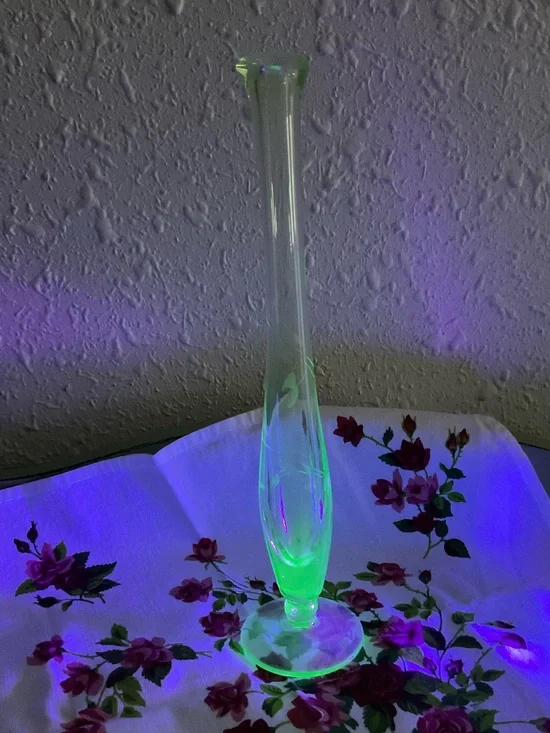 Vintage Uranium Glass Light Green Flower Bud Vase Depression Etched Glass