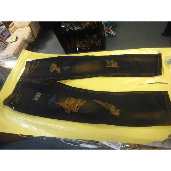 mens Fashion jeans 32 embroidered design‎ distressed washed rust black coloring