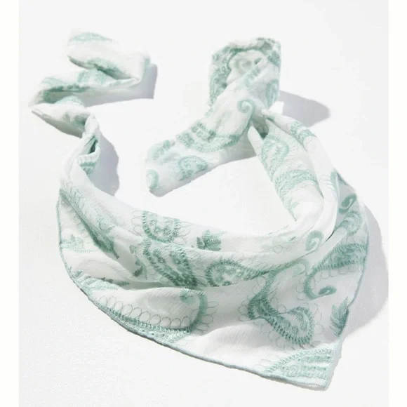 New🌟Anthropologie-Paisley Head Scarf