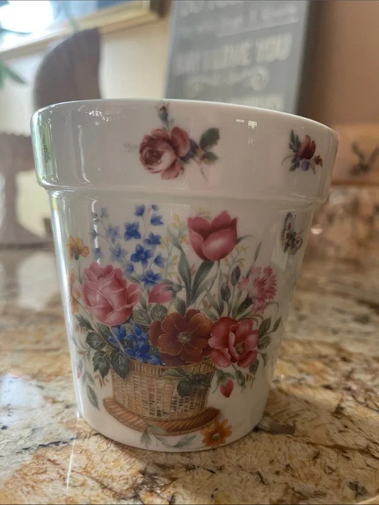 VINTAGE FRANCE! Limoges White Porcelain Flower Pot