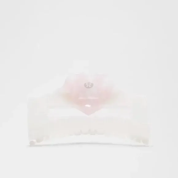 Lululemon extra large claw clip