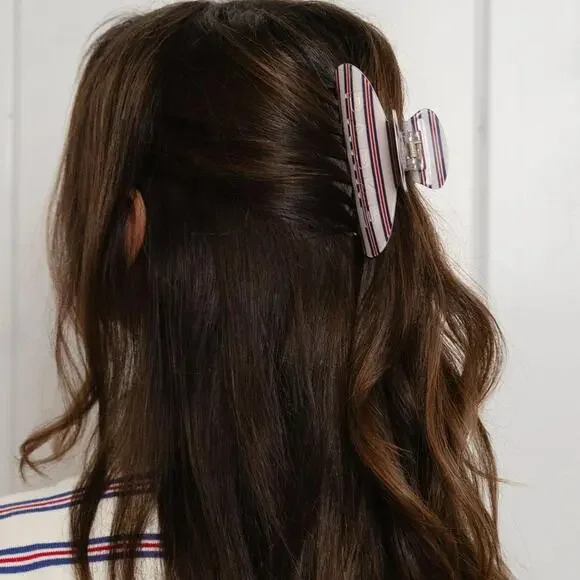 Parke coastal stripes claw clip