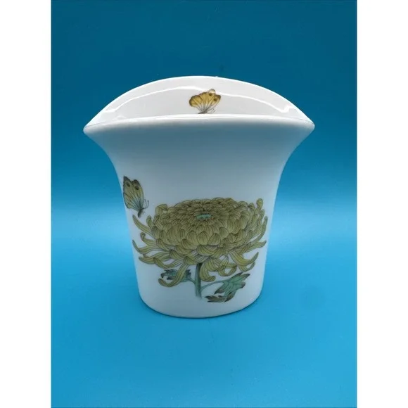 Vintage Flower Vase Takahashi‎ Medley Yellow Mum Butterfly Japan Porcelain Small