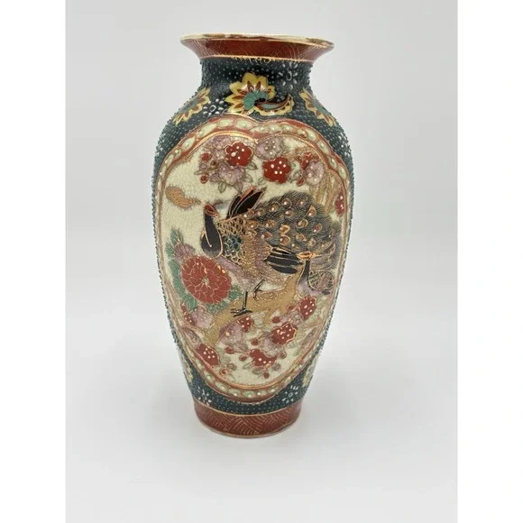 Vintage Japanese Moriage Peacock Vase 9