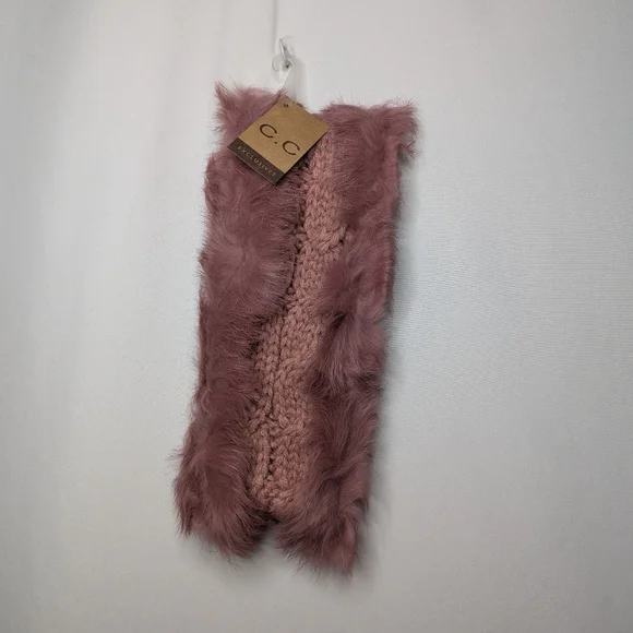 New C.C Cheveux Corp Womens Pink Faux Fur Lined Cable Knit Headband One Size NWT