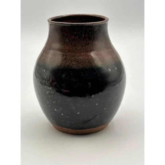 Artist-Signed Studio Pottery Vase 4.5