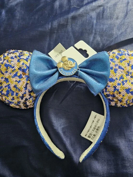 NWT Disney Passholder Ears