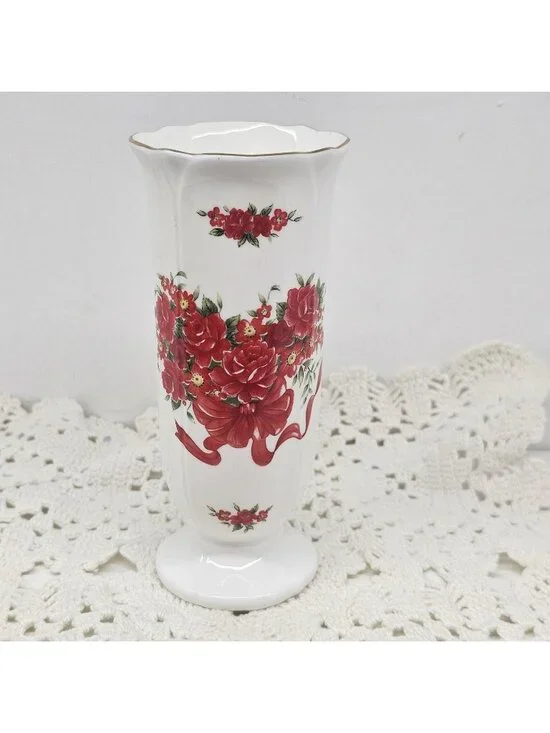 Lefton Porcelain Vase Red Flowers Vintage 1990 #07566 Floral Gold Trim