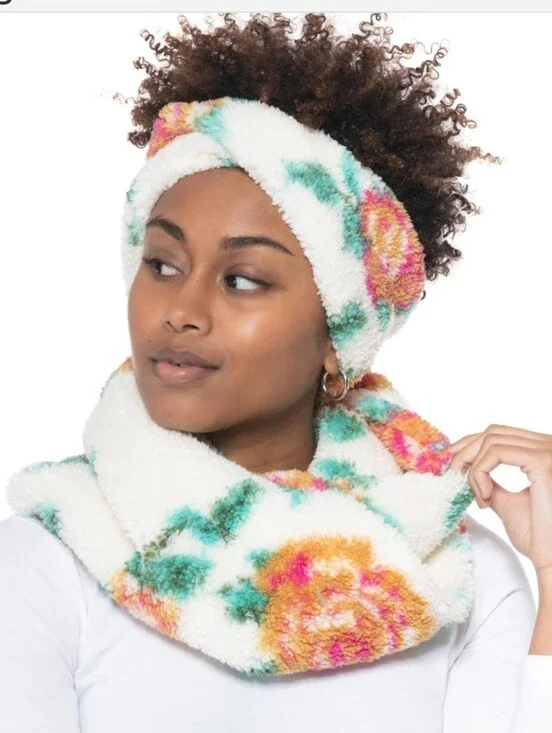 Jenni Plush Floral Headband and Scarf Set - White Multi NWT