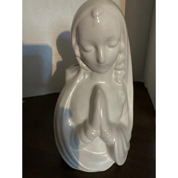 Vintage Virgin Mary Bust Planter Glossy White Ceramic Religious Madonna 8.5 Inch