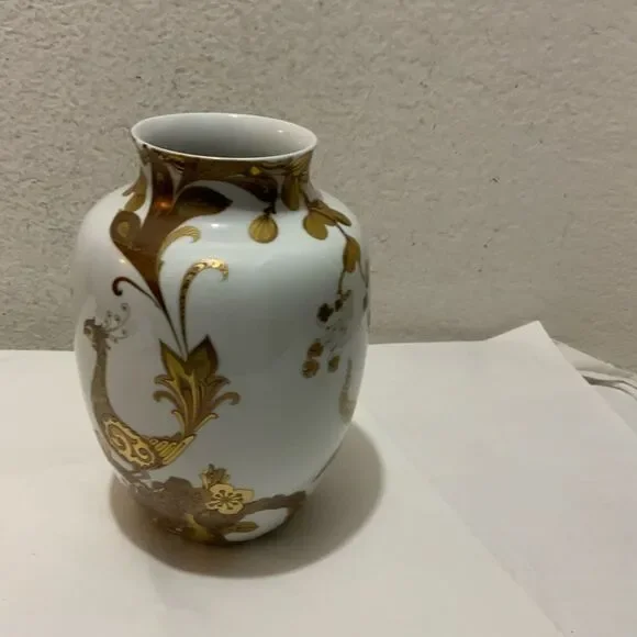 AK Kaiser White Gold Porcelain Serenade Vase from Ak Emperor, W. Germany, 1970s