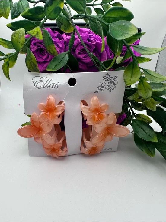 Hair Accessory Floral Claw Clips- Peach