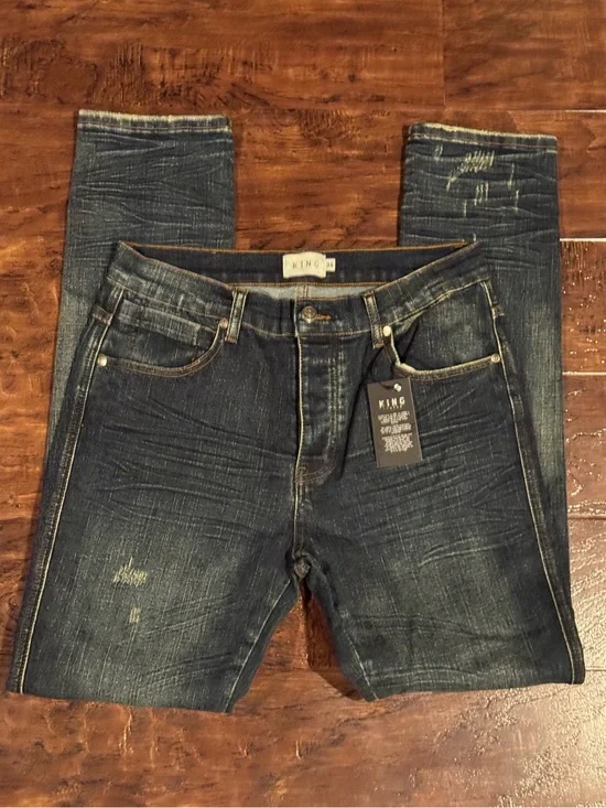 NWT King Apparel Distressed Dark Wash Denim Jeans Size 34