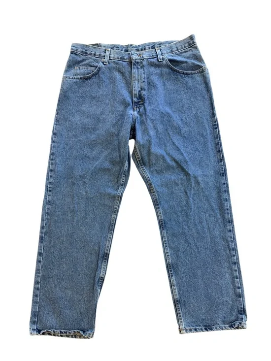 Wrangler Men's Jeans 38x30 Relaxed Fit Straight Leg