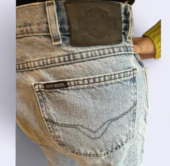 Vintage men’s 38X30 Harley Davison light wash denim jeans
