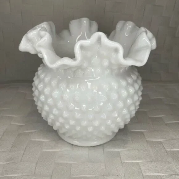 Vintage Fenton Art Milk Glass Double Crimped Hobnail Shape Cupped Vase 5