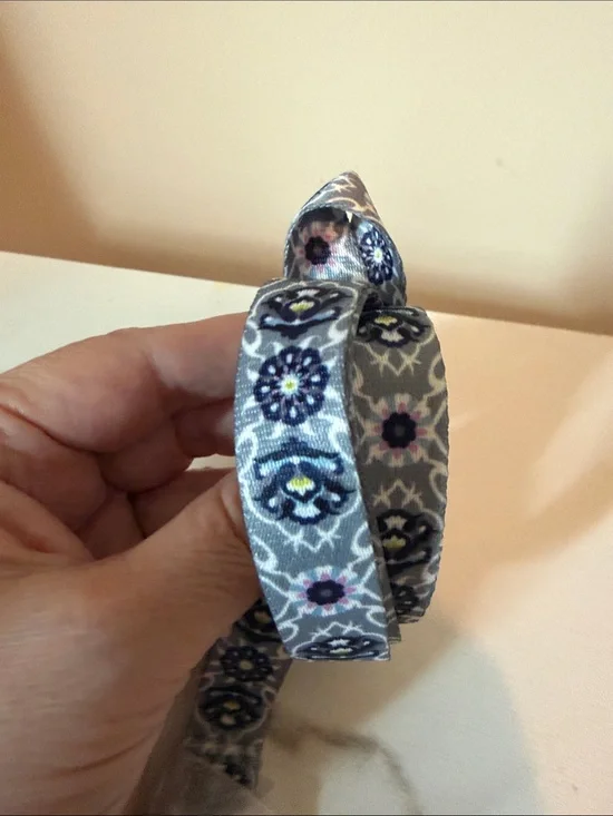 NWT Vera Bradley “Plaza Tile” lanyard keychain