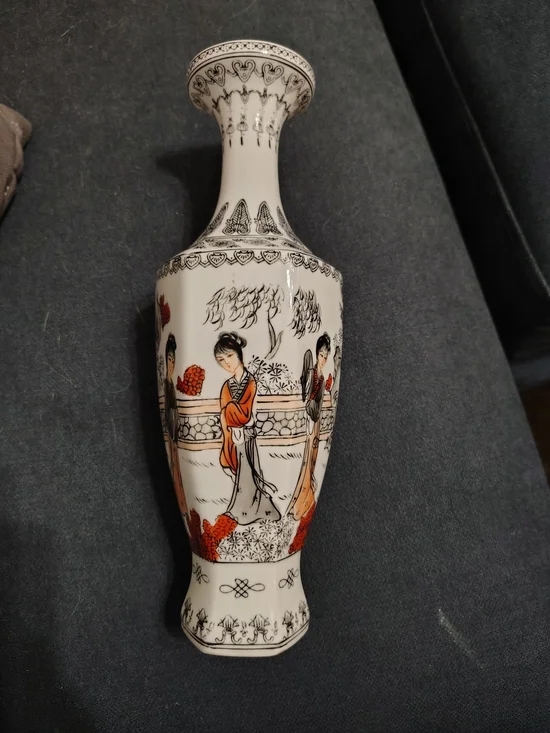 Vintage Asian EGGSHELL Porcelain Vase with Geisha Motif /Stamped
