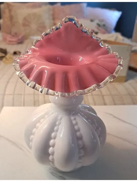 Vintage Fenton Beaded Melon Tulip Peach Crest Crimped Vase w/ Silver Lining 7
